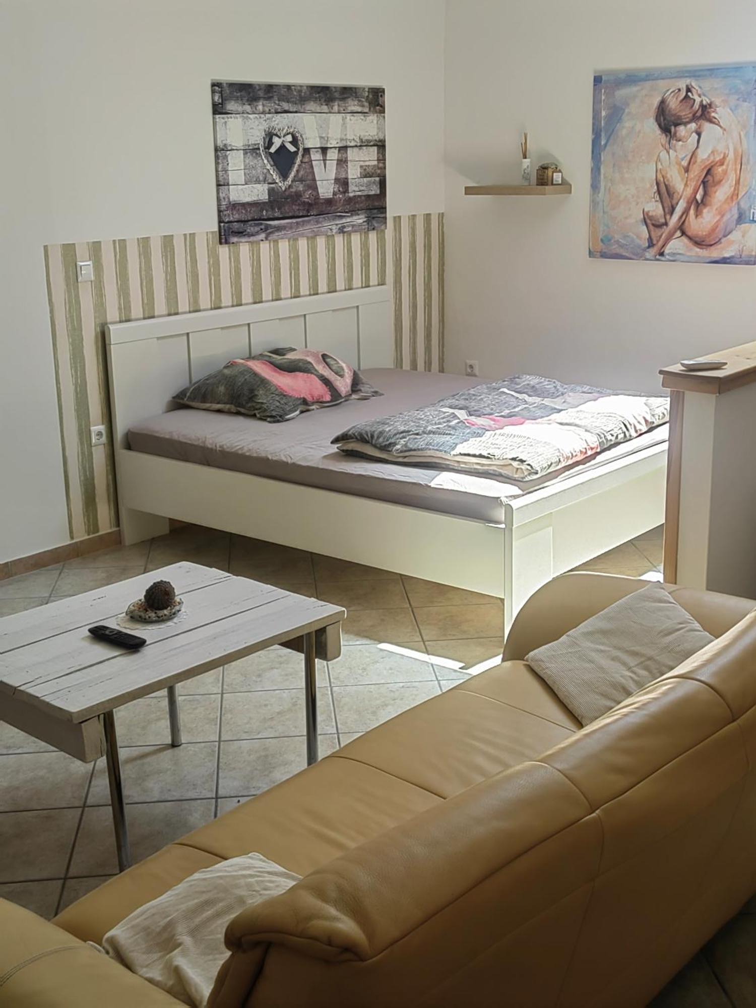Bed and Breakfast Wow Sleeping Miklavž na Dravskem Polju Esterno foto